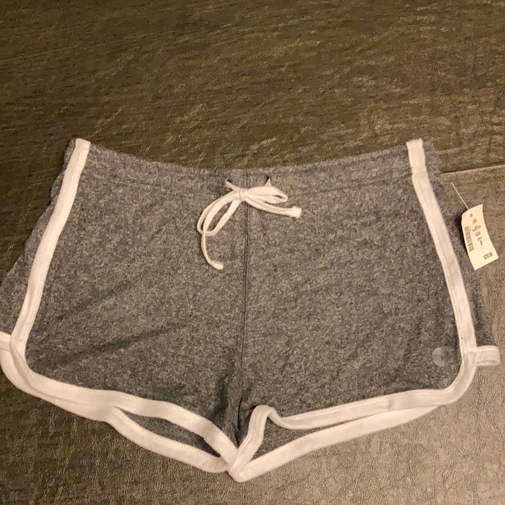 Aeropostale fuzzy girlfriend shorts size large brand new with tags